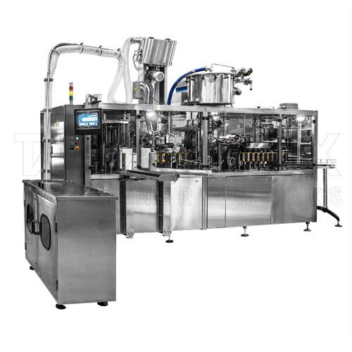 Автомат карусельно-линейного типа «ТФ-РПП 6000» для фасовки и упаковки жидких молочных продуктов в прямоугольные пакеты 